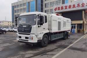 东风天锦12m³吸尘车（吸盘后置）